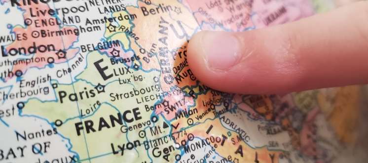 Wie man eine Reise nach Europa plant